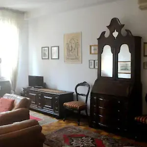 Appartement Charming Flat With Terrace Over The Canal, Venise